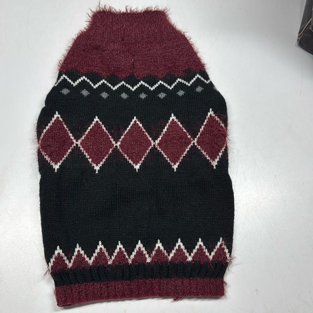This is a very soft Argyle style sweater for winter.